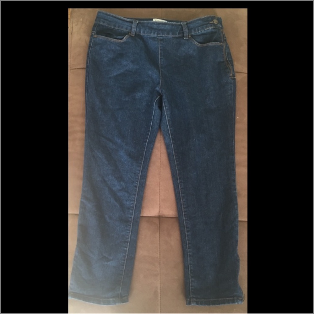 Adam Levine denim capris