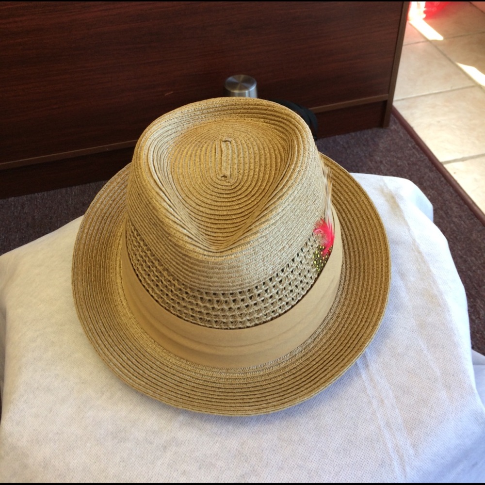 A tan man hat