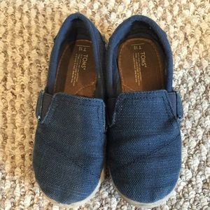 Toms burlap toddler shoes