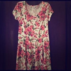 💗🦄 Lularoe XL Nicole💗🦄 Floral Print