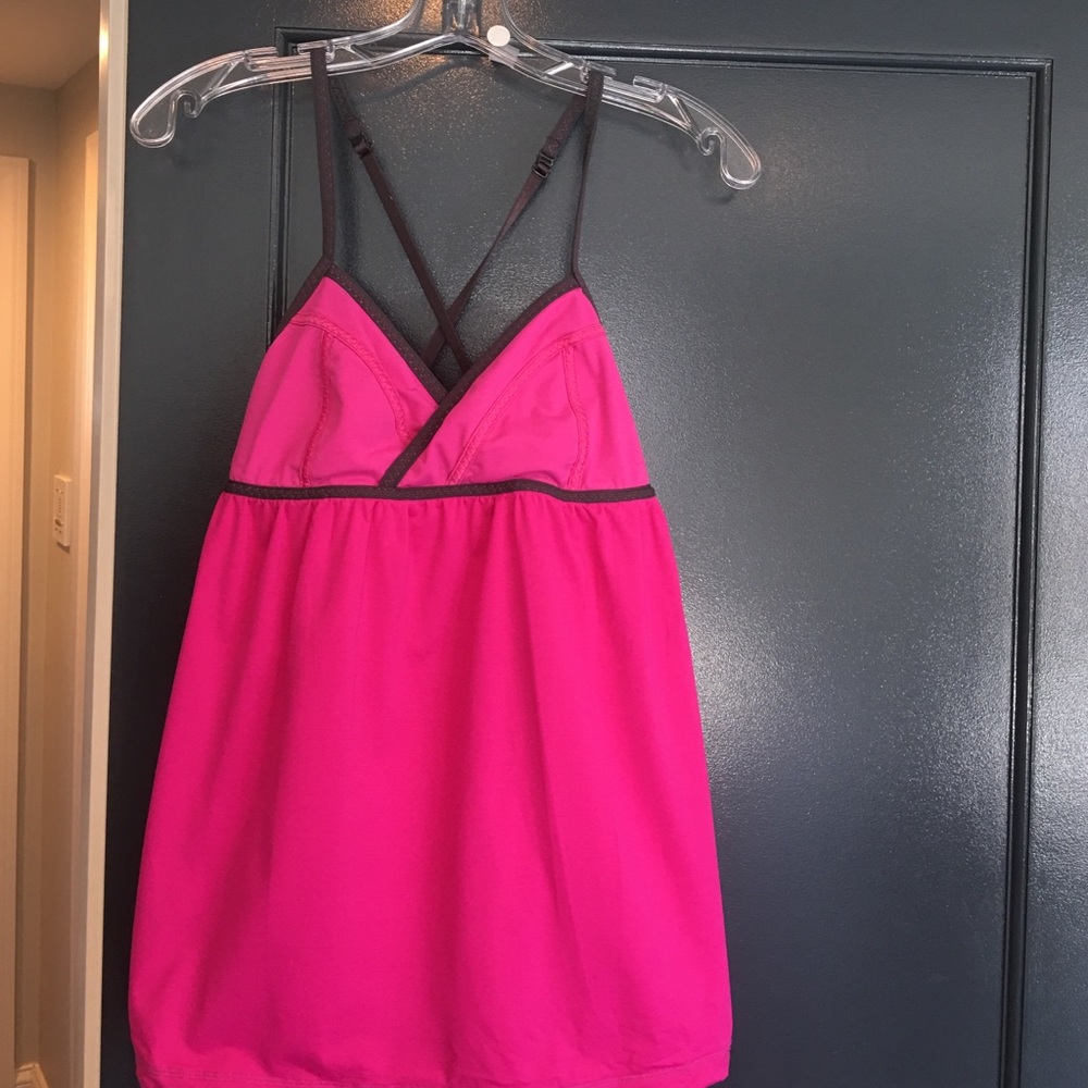 LULULEMON Workout Top Size 6