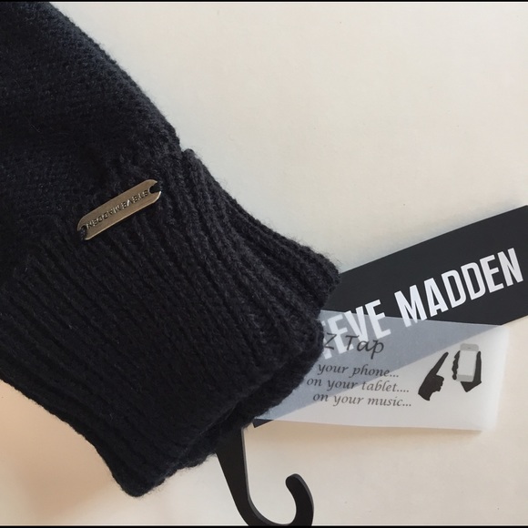 New with tags STEVE MADDEN black gloves. E-Z tap - Picture 3 of 3