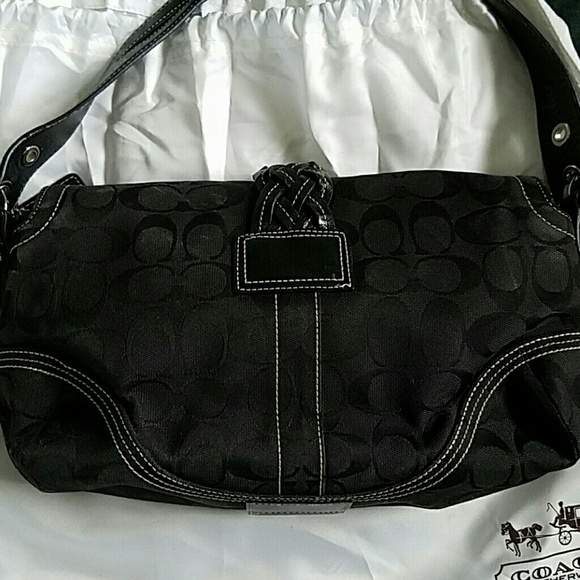 Authentic Coach Purse. - Picture 5 of 8