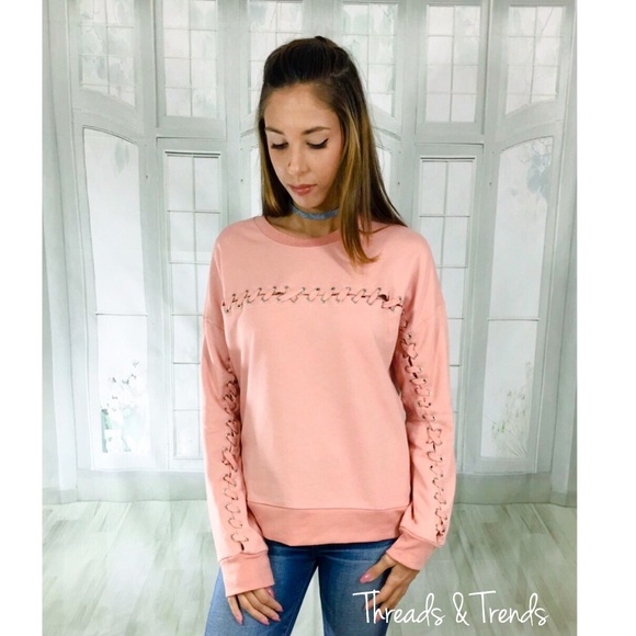 LAST ONE! 🌸Dusty Mauve Shoulder Lace Up Top - Picture 3 of 7