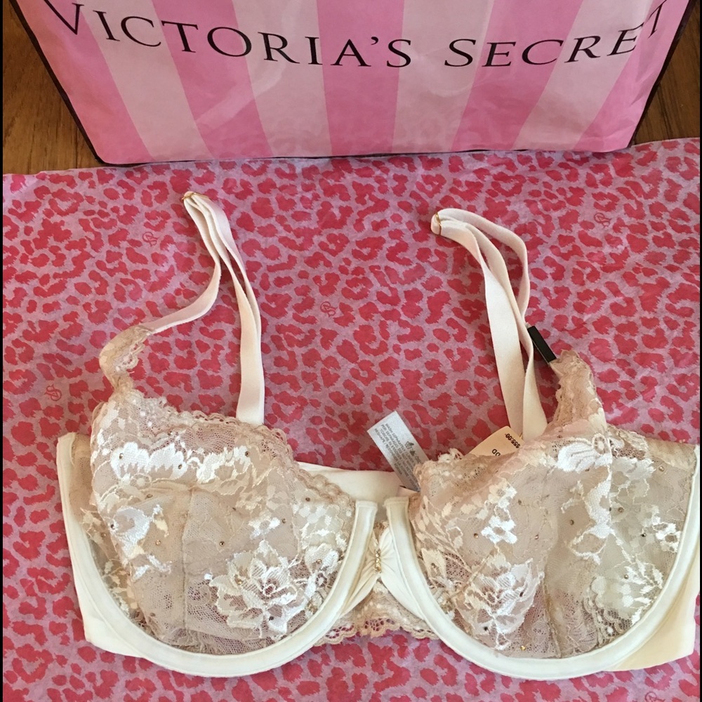 Victoria's Secret bra 32DD