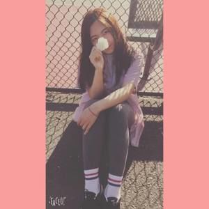 Meet your Posher, Carrie