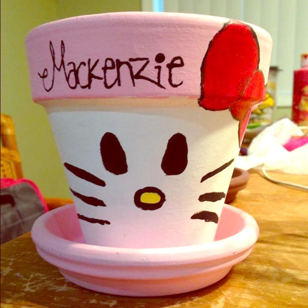 Hello Kitty Flower Pot