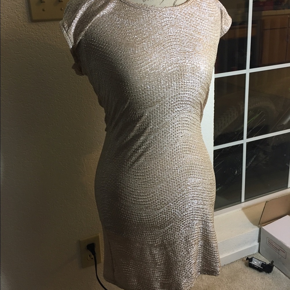 Gold shimmer dress!!