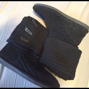 Black Bearpaw Knitted Sweater Boots
