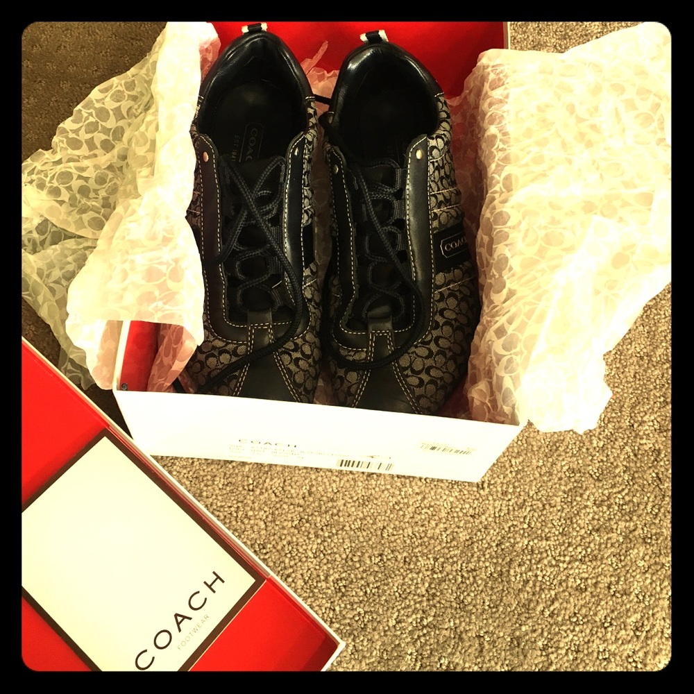Coach tennis shoes