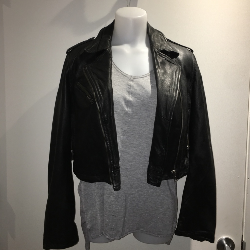 SCOOP NYC Black 100% Leather Moto Jacket, Medium.