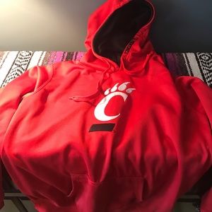 UC HOODIE