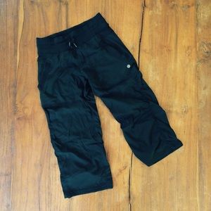 Pristine Lululemon Studio Crops