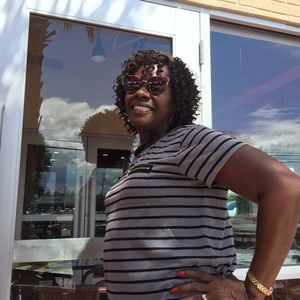 Meet your Posher, Brenda