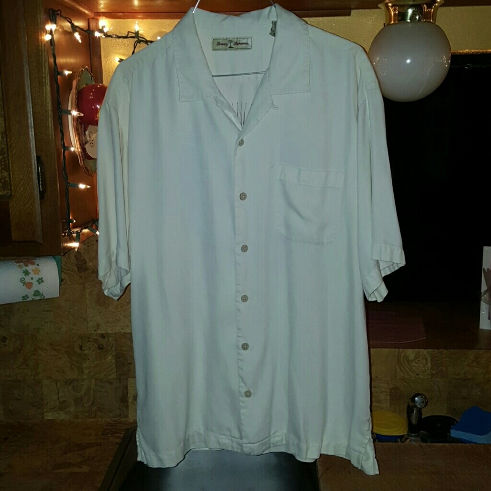 TOMMY BAHAMA HAWAIIAN SHORT SLEEVE SHIRT