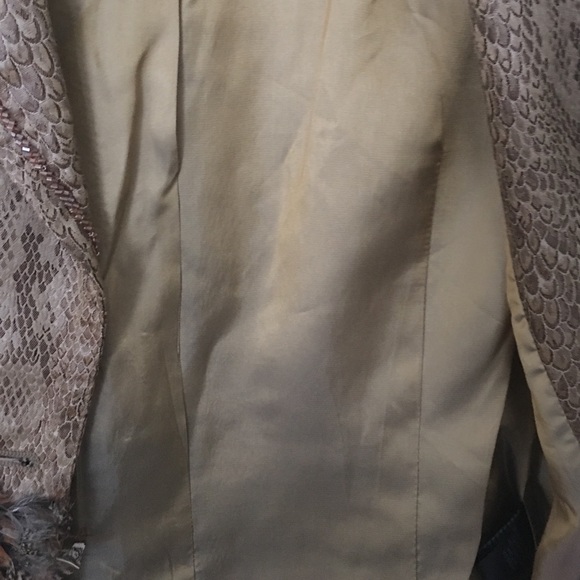 Blazer with feather detailing - Picture 3 of 4