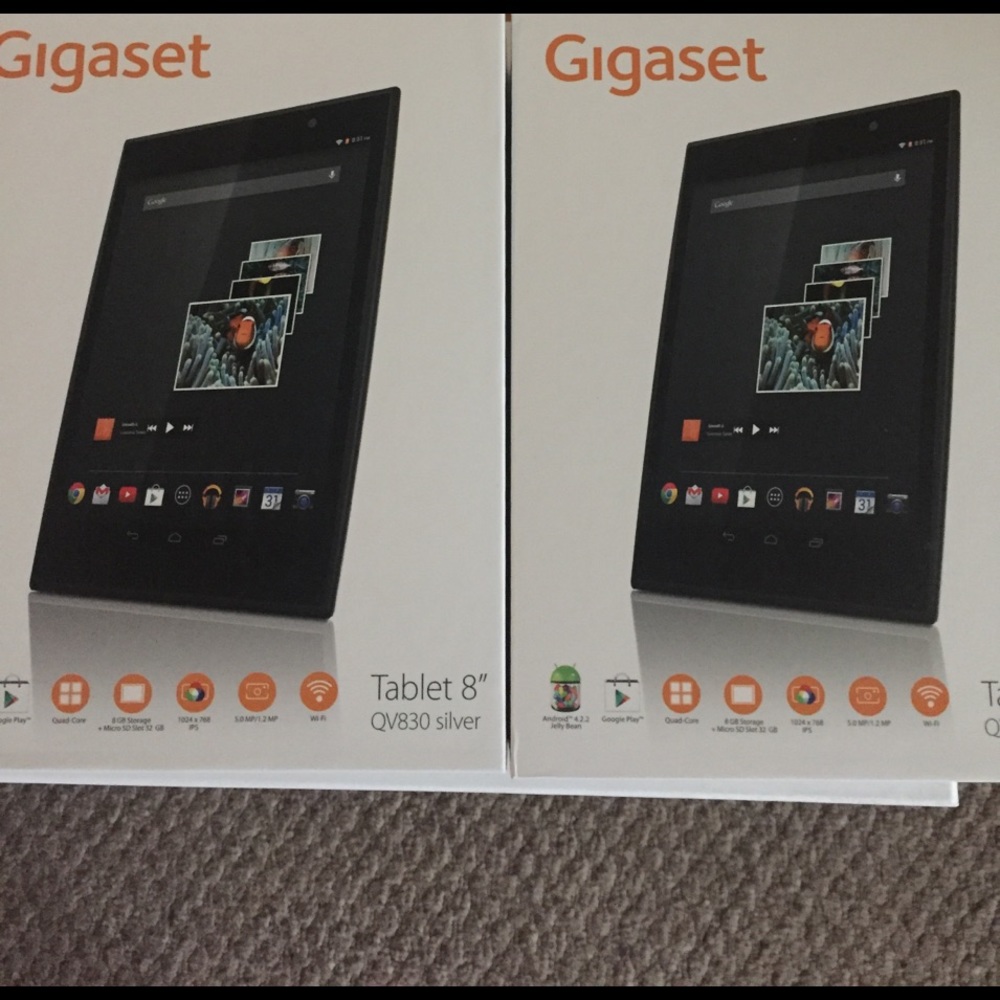 2 Gigaset tablets. Qv830 Silver with 8GB storage