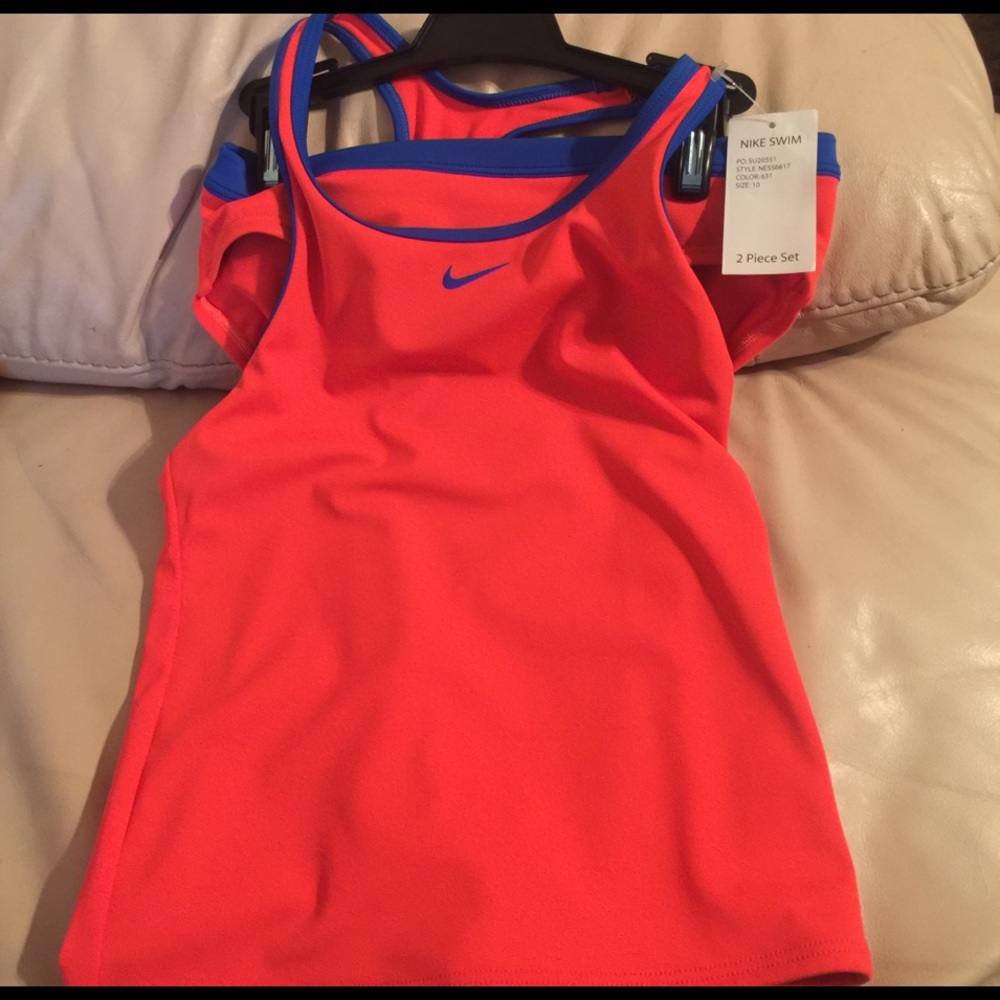 Girl's Nike 2 piece swimsuit