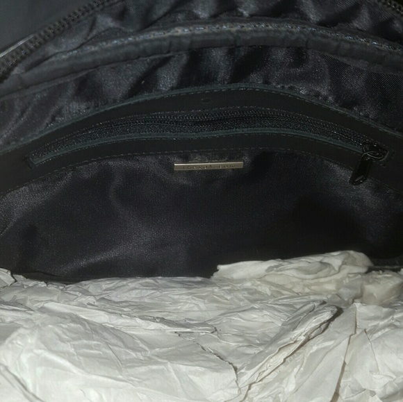 THE SAK Tote Handbag - Picture 4 of 4