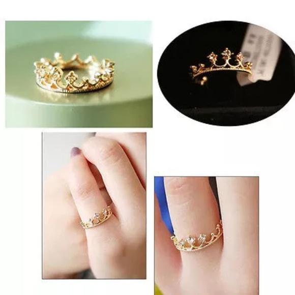 Crown Ring - Picture 4 of 4