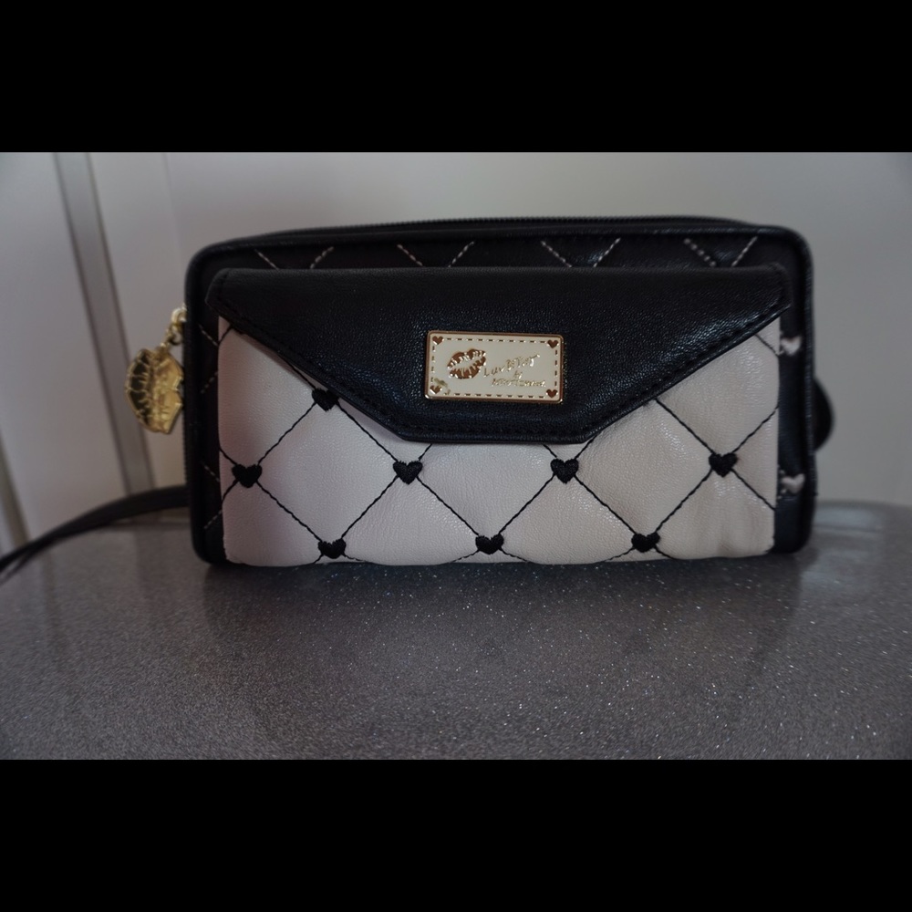 Betsey Johnson mini wallet purse