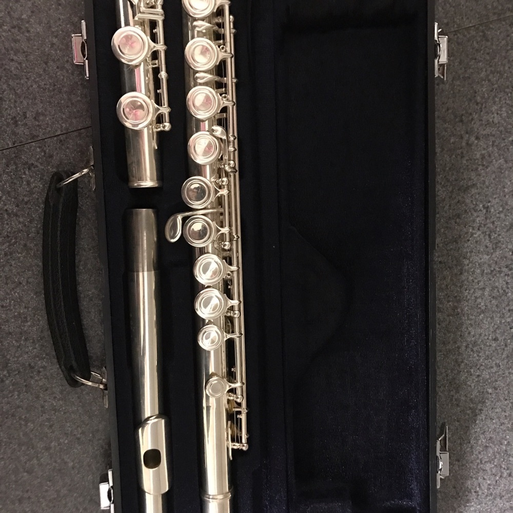 Jean Baptiste flute 😍 ( MAKE AN OFFER)