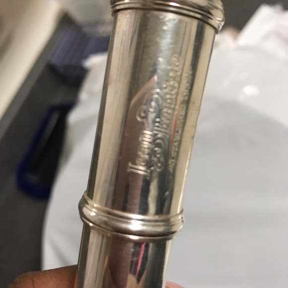 Jean Baptiste flute 😍 ( MAKE AN OFFER) - Picture 2 of 4