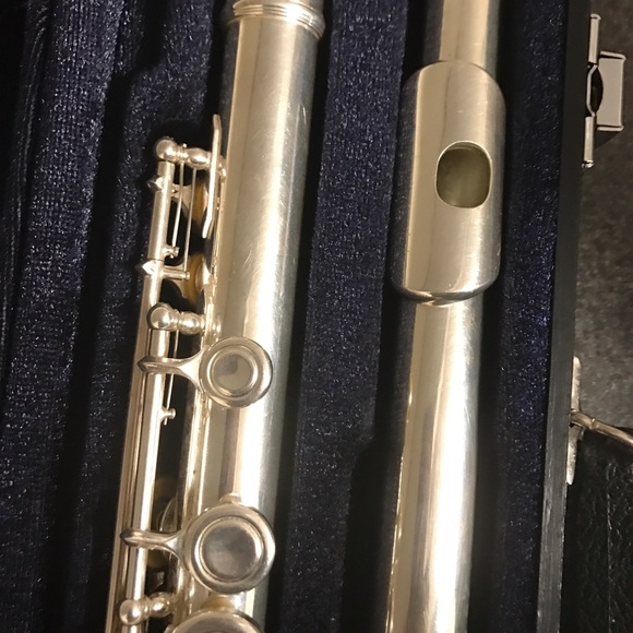Jean Baptiste flute 😍 ( MAKE AN OFFER) - Picture 3 of 4