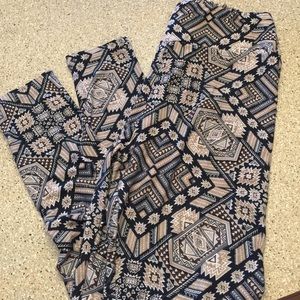 LULAROE TC leggings tribal!!!