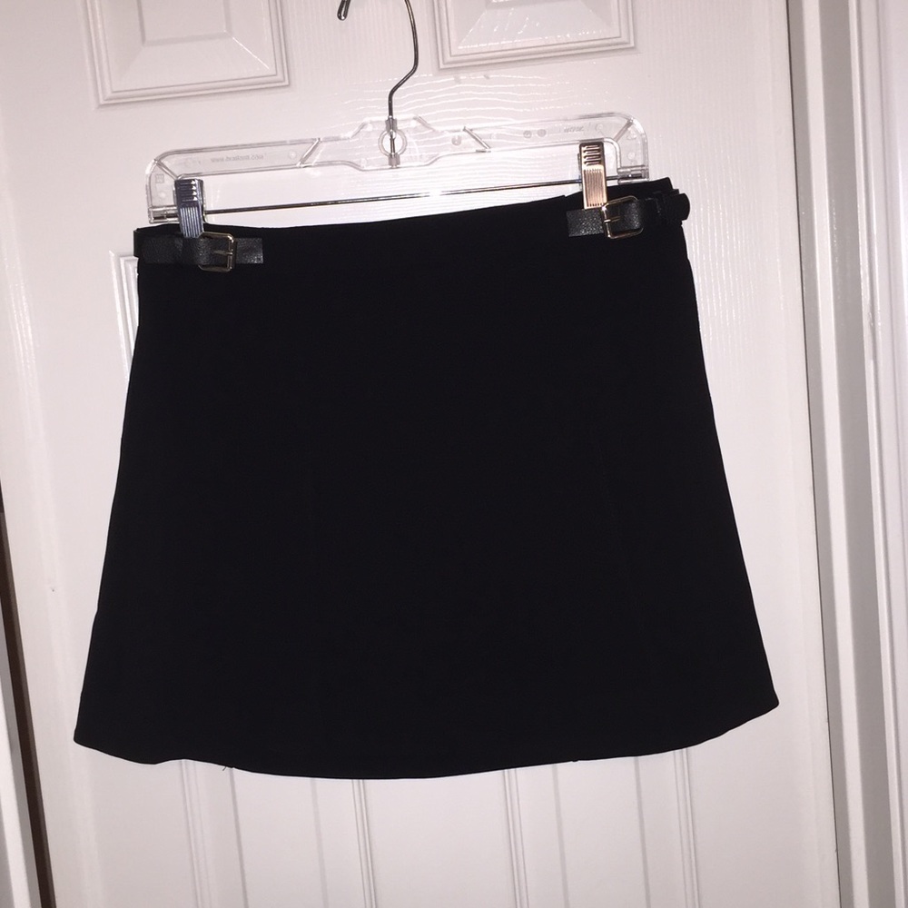 Women's Size 4 Express Skirt - NWT