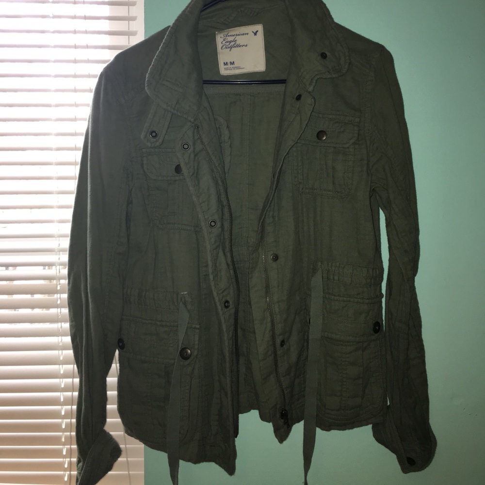 Army green utility jacket(AMERICAN EAGLE)