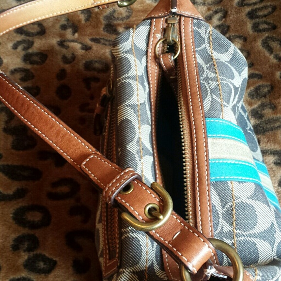 Coach Black Signature Logo demi bag in turquiose - Picture 6 of 6