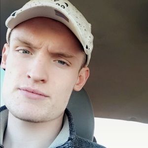 Meet your Posher, Kaleb