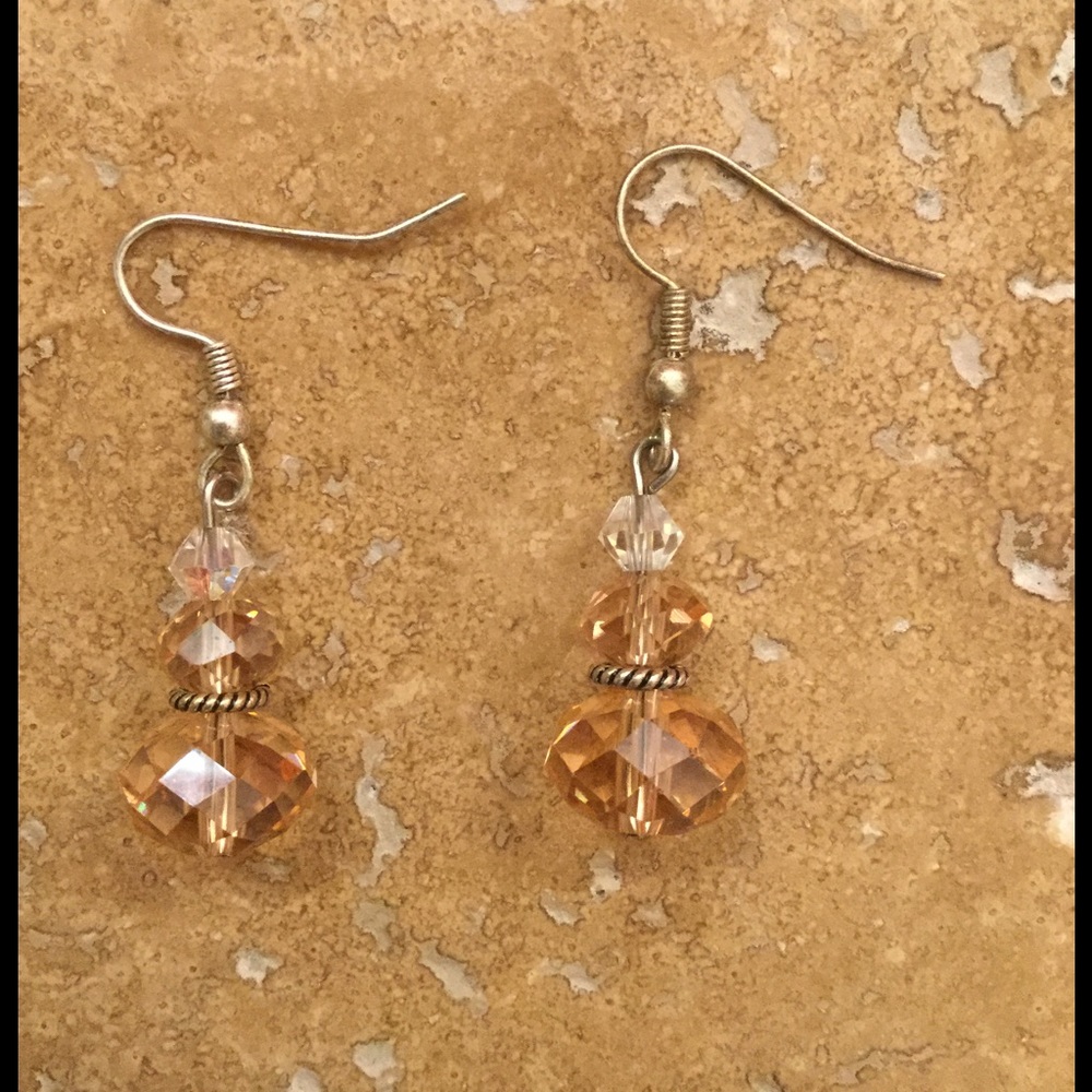 Dangle earrings