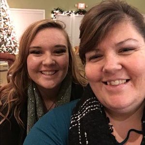 Meet your Posher, Valarie