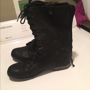 Black zip up back boots