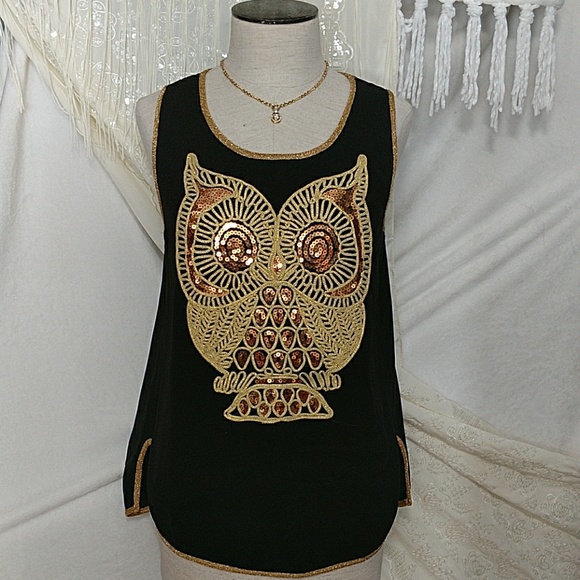 Ya Los Angeles Tops - 💃🏻HP💃🏻Ya Los Angeles Sequin Embroidered Blouse