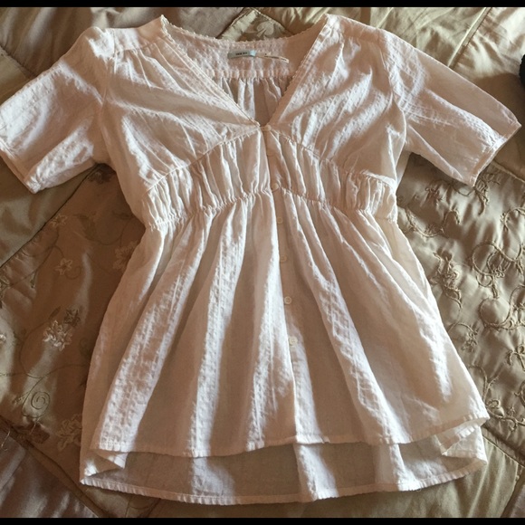 🚫SOLD🚫Urban Outfitters Chic blouse - Picture 2 of 5