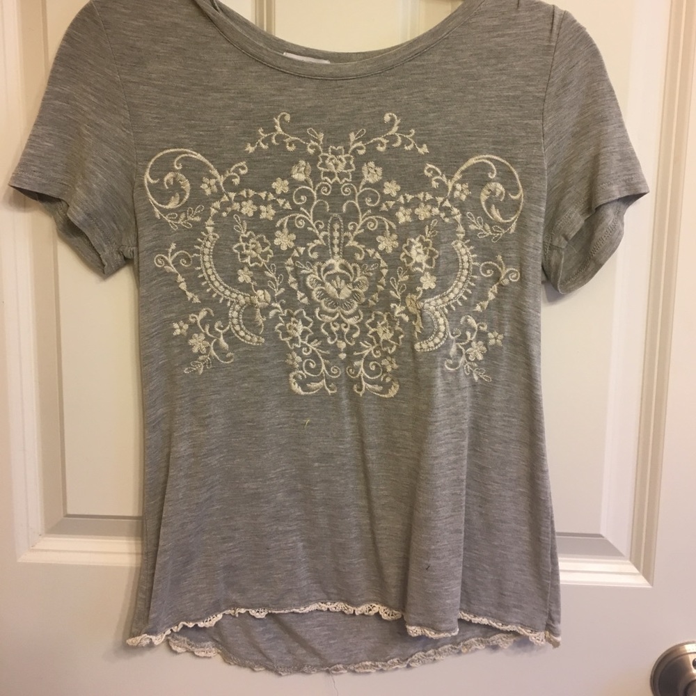 Grey Tee with lace details