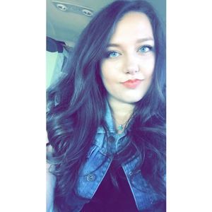 Meet your Posher, Libbie