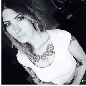 Meet your Posher, Lacey