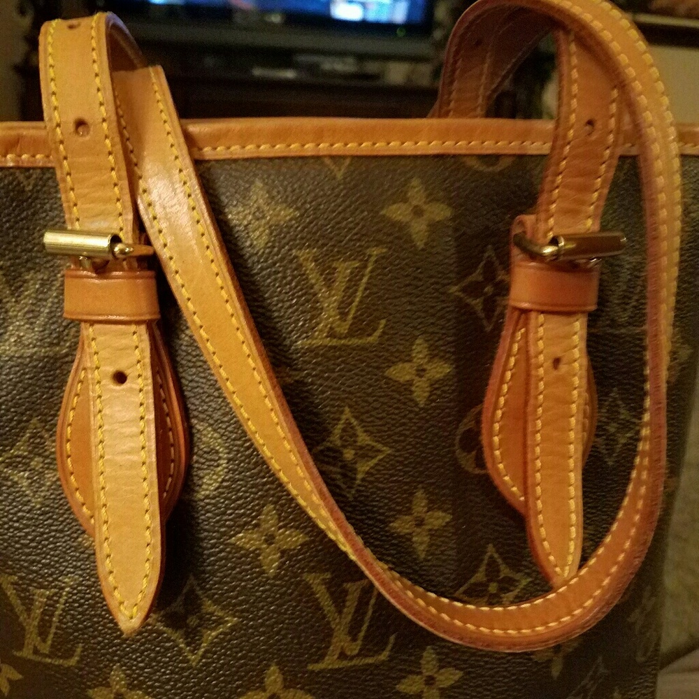 "SOLD"Authentic Louis Vuitton