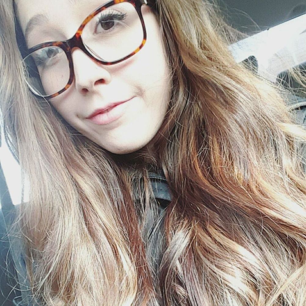 Meet your Posher, Nicole