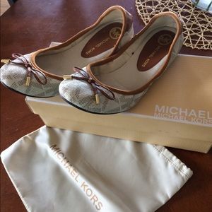 Michael Kors ballet flats