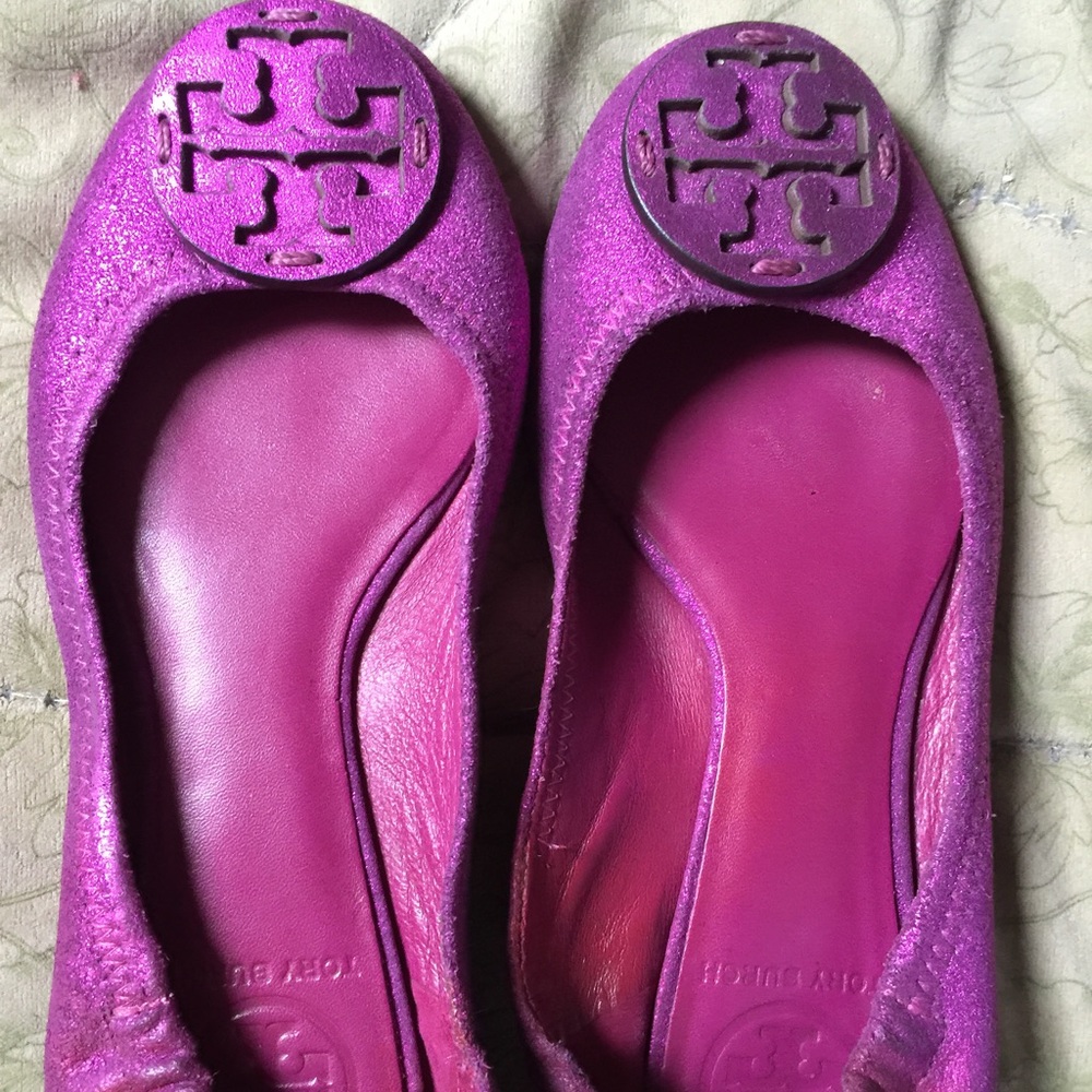 Raspberry Tory Burch flat