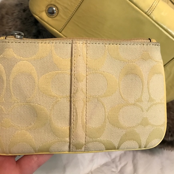 Coach bundle - Picture 7 of 8