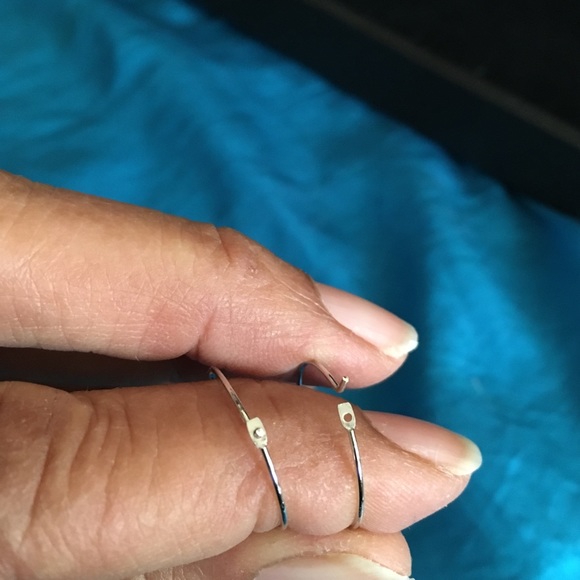 🎉😂🎏 Pearl drop earrings - Picture 2 of 4