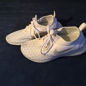 All White Nike Juvenates 👟