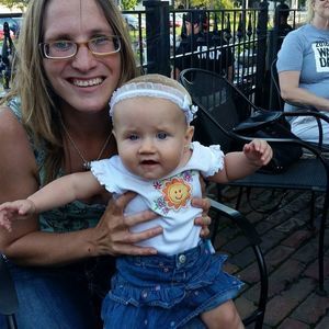 Meet your Posher, Crystal