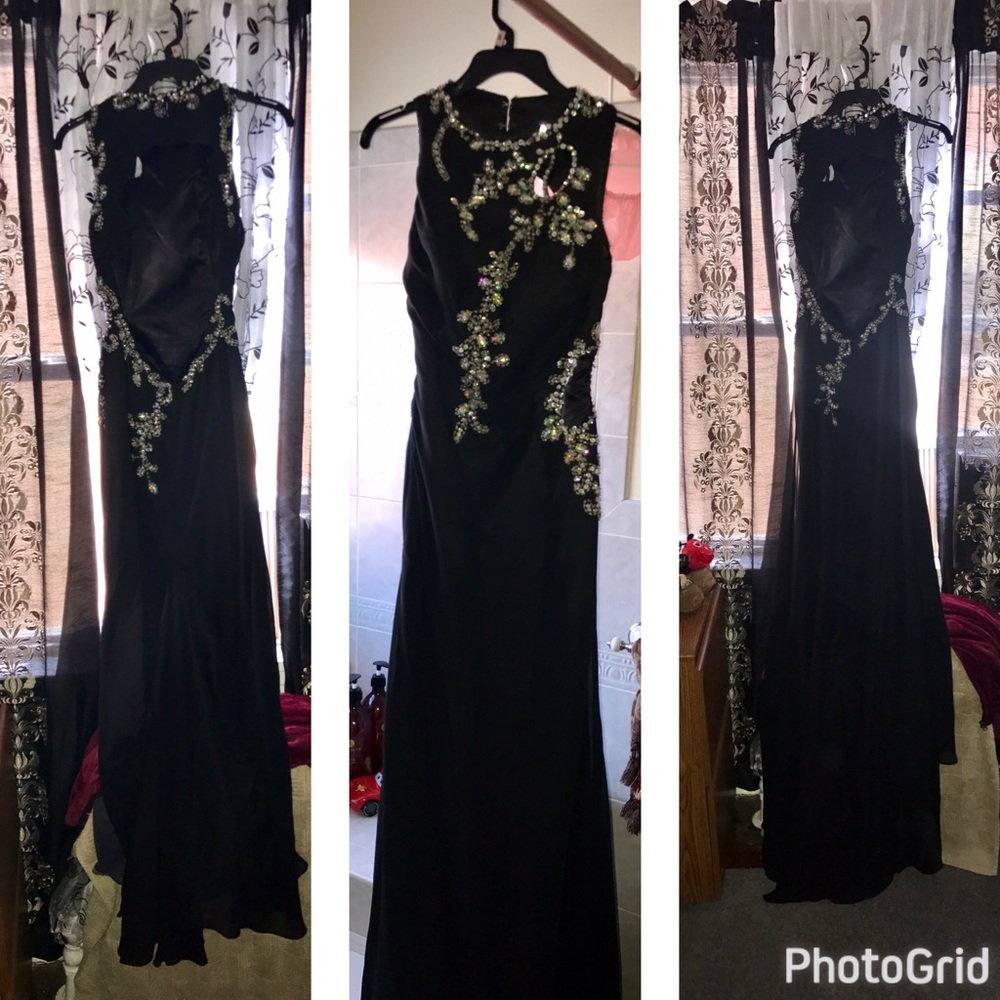 PROM DRESS - Picture 1 of 1